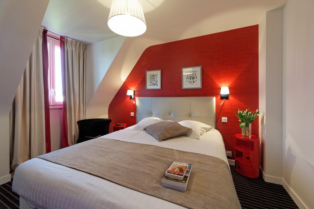 Hotel La Residence Des Artistes Roscoff Szoba fotó